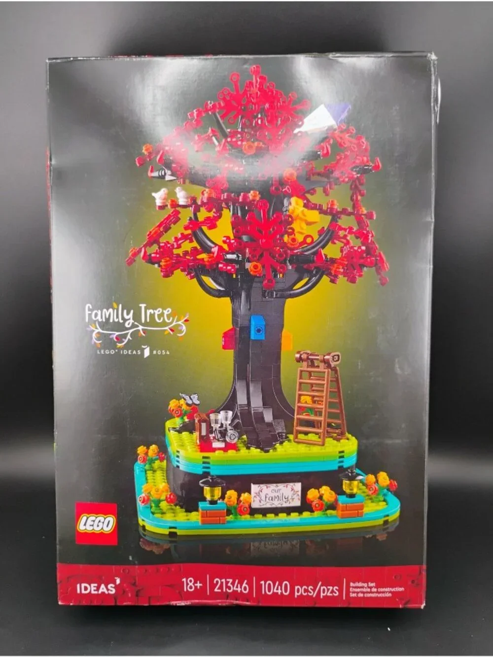 LEGO Ideas Family Tree Set 18+ Build 1040 Pieces Model 21346